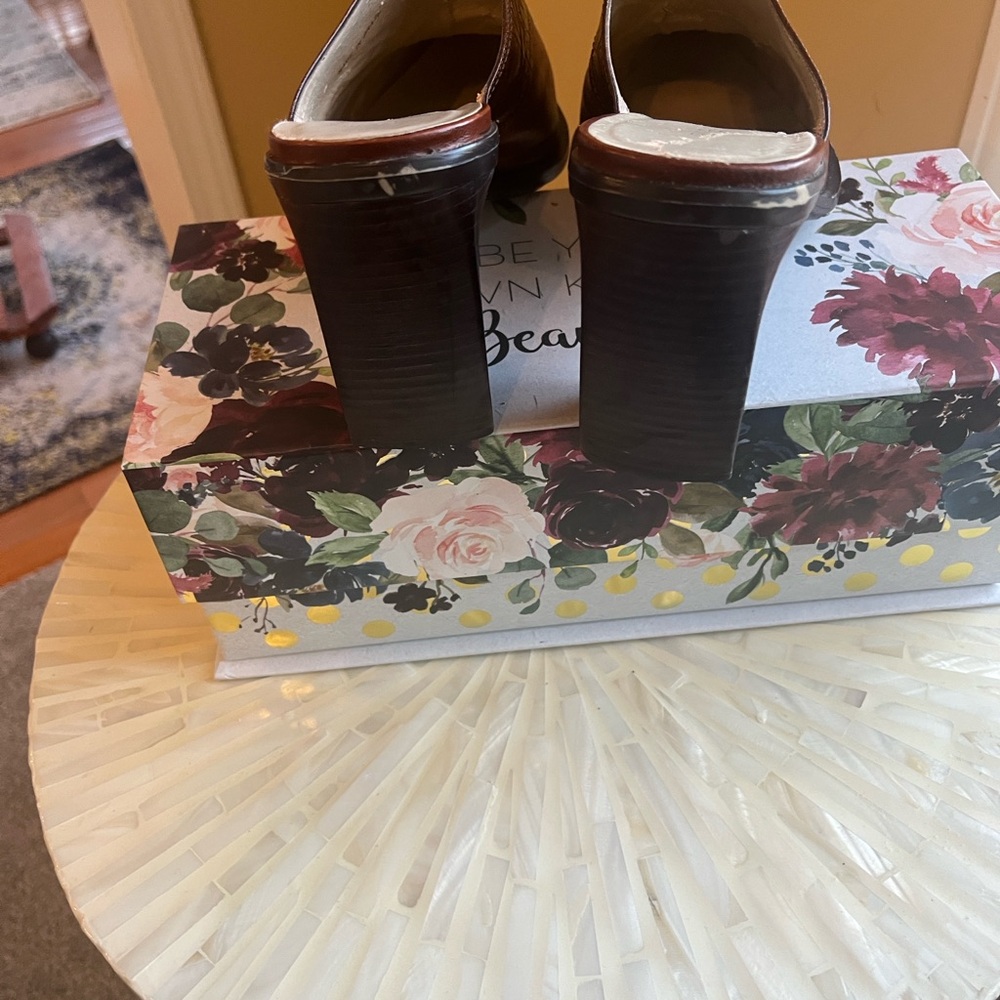 👠 Vintage Y2K BCBGirls Brown Leather Western Mules, Size 11 - Picture 2 of 11